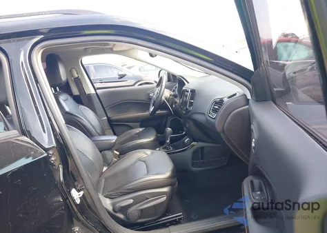 2018 Jeep Compass Limited Fwd из США, поврежденный, VIN 3C4NJCCB4JT139926